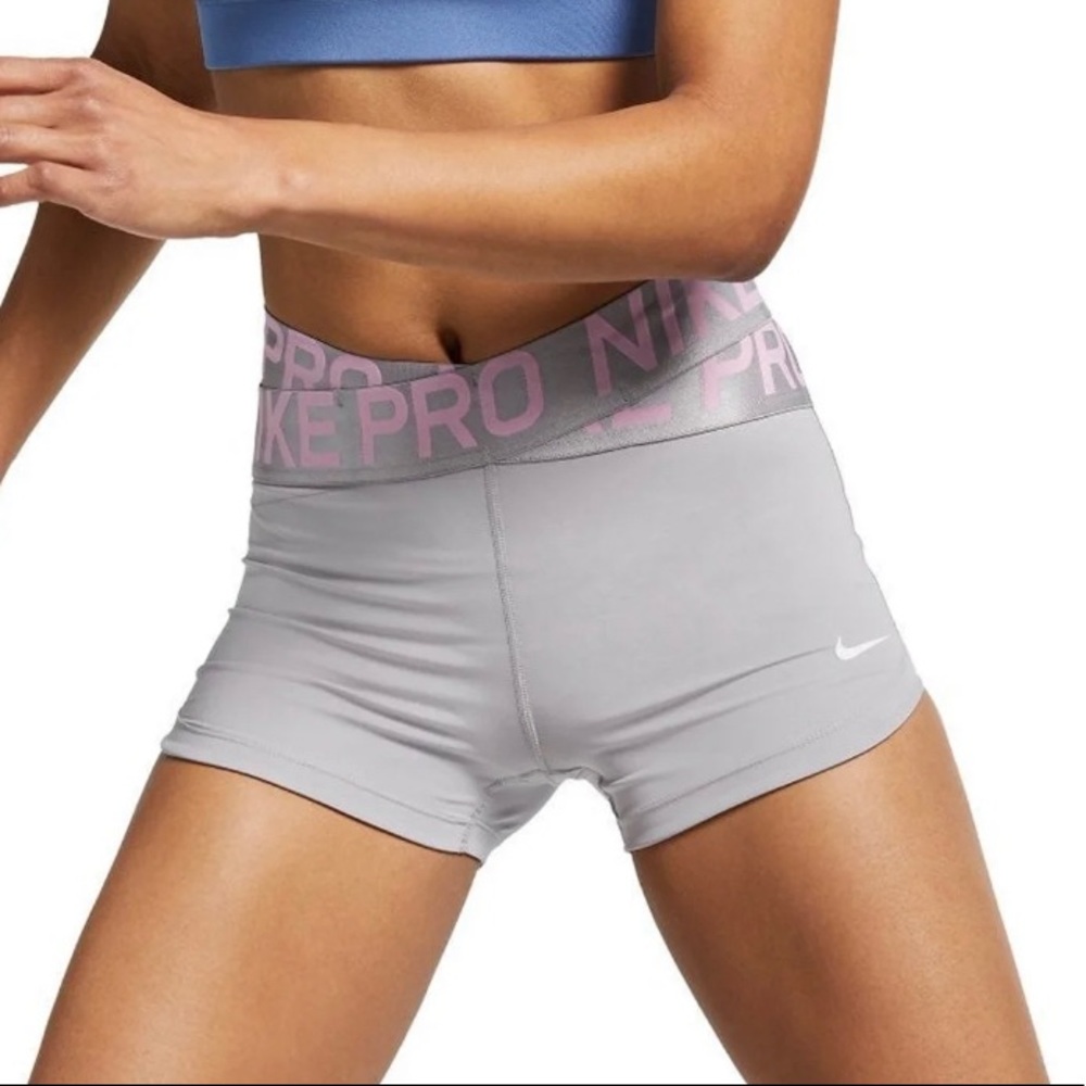 Nike pro intertwist shorts